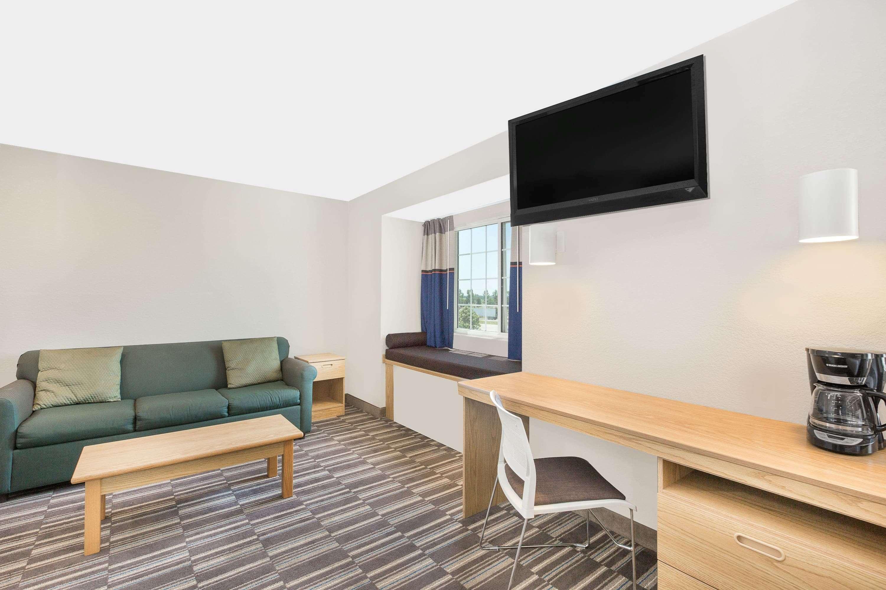 Microtel Inn And Suites - Еймс Екстер'єр фото