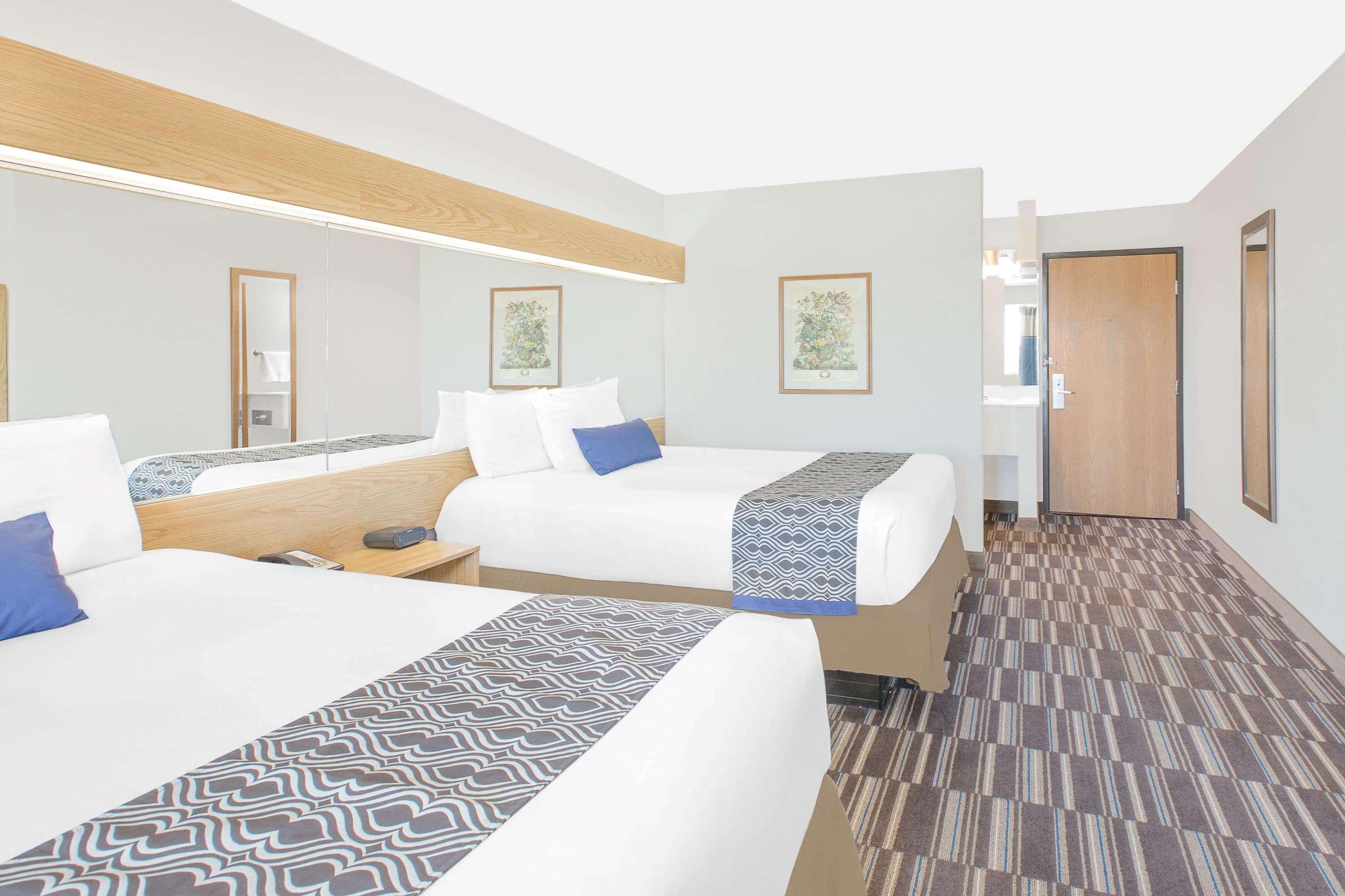 Microtel Inn And Suites - Еймс Екстер'єр фото